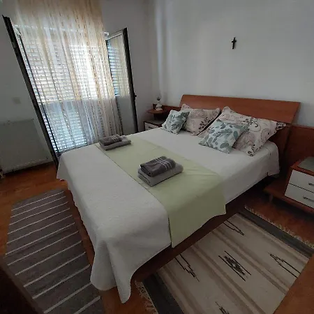 Grcic House דירה *