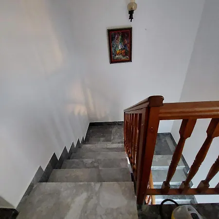 Grcic House דירה