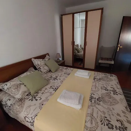 דירה Grcic House *