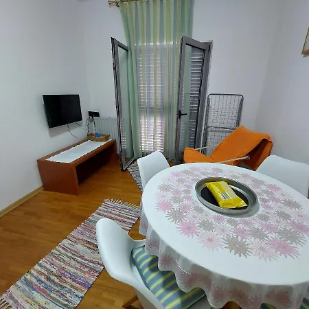 Grcic House דירה *