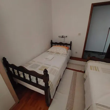 דירה Grcic House