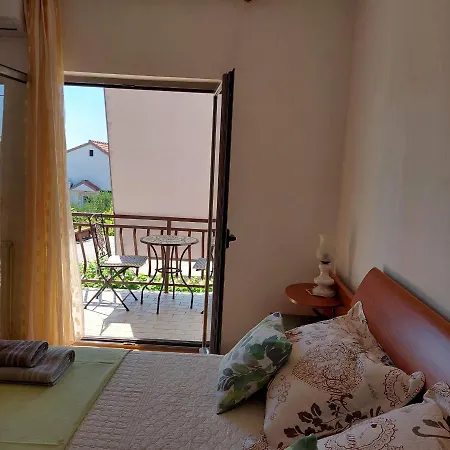 Grcic House ביבינייה
